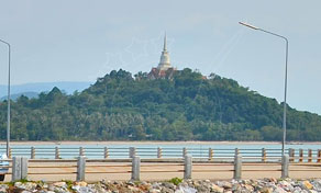 Donsak Wat Khao Suwan Pradit