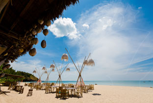 How to Get from Koh Phi Phi to Koh Lanta and Vice Versa